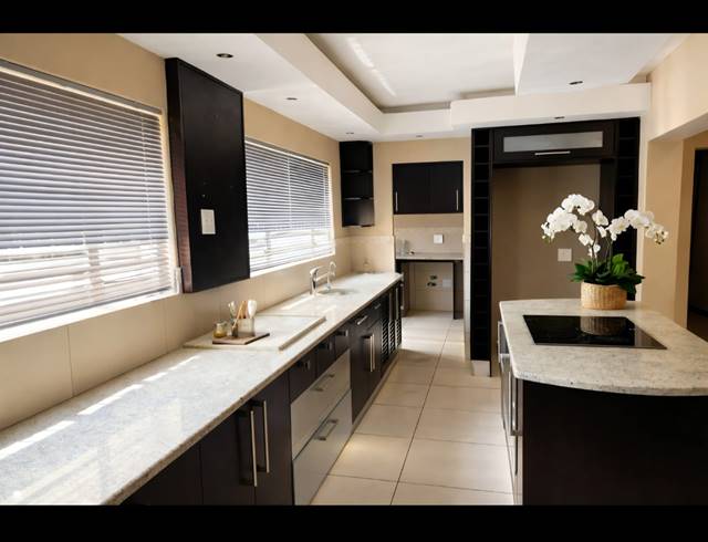 5 BEDROOM FREEHOLD FOR SALE IN WELGELEGEN